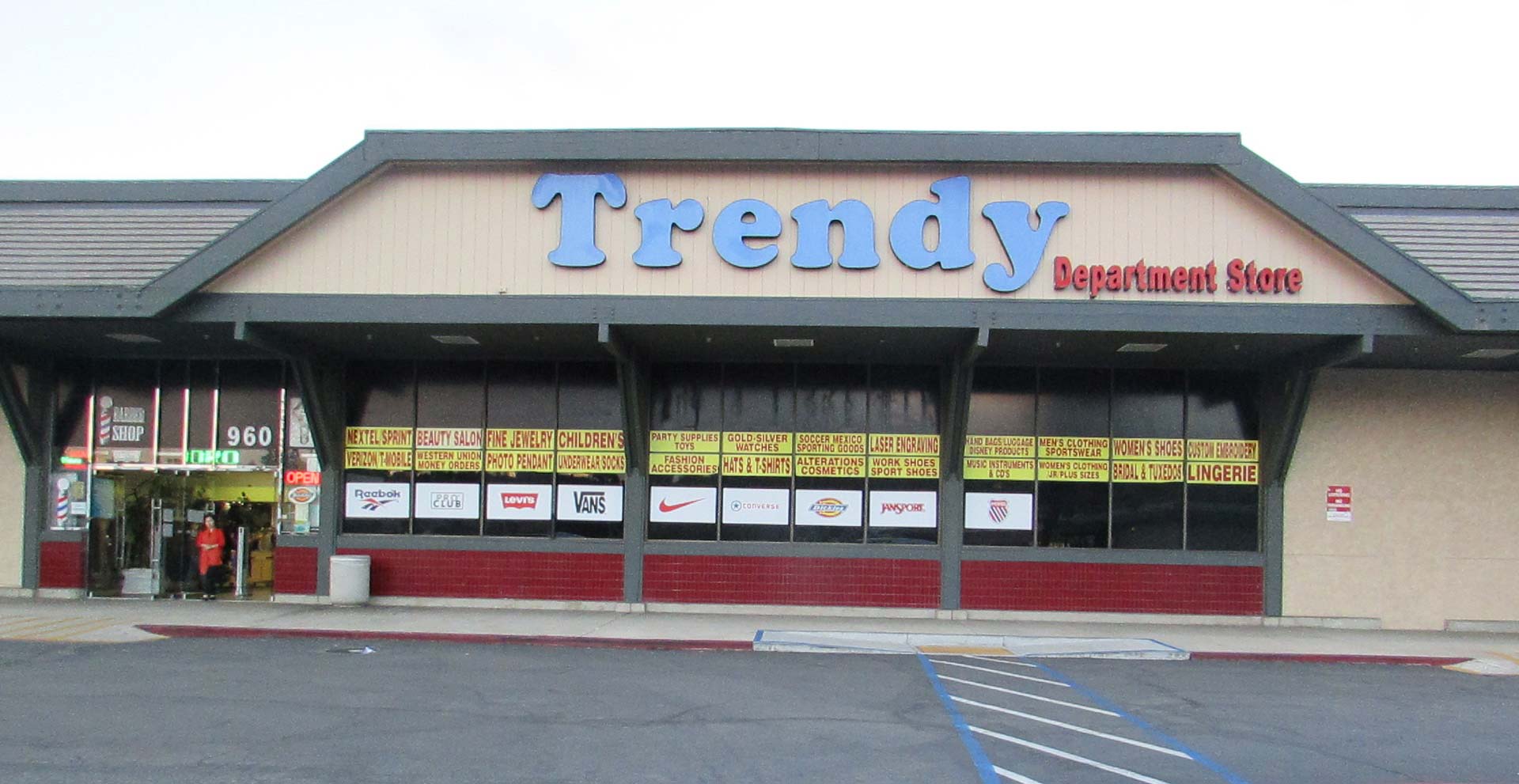 Trendy Department Store